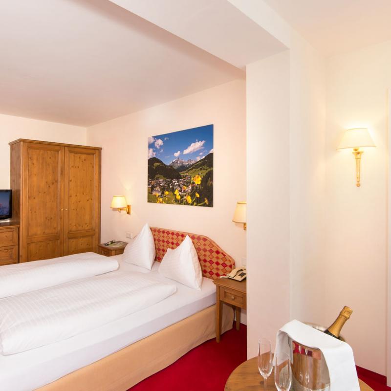 Hotel Dachstein Familienzimmer 01