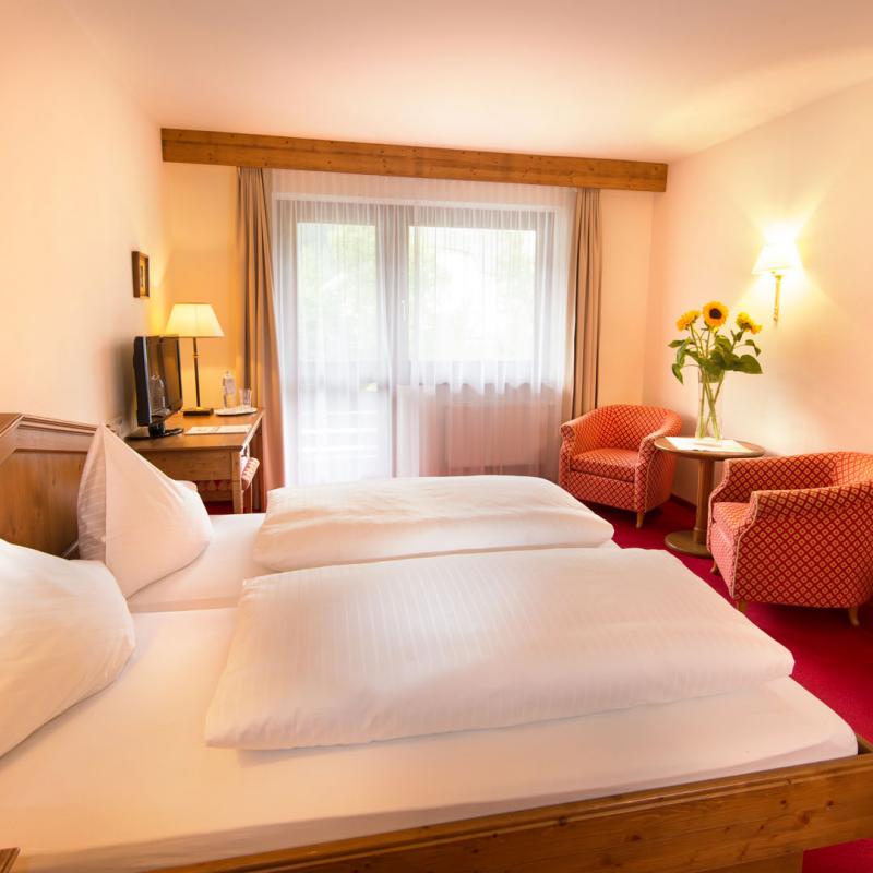 Hotel Dachstein Doppelzimmer Ambiente 01